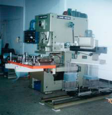 JY-900 High Speed Fin Press Line